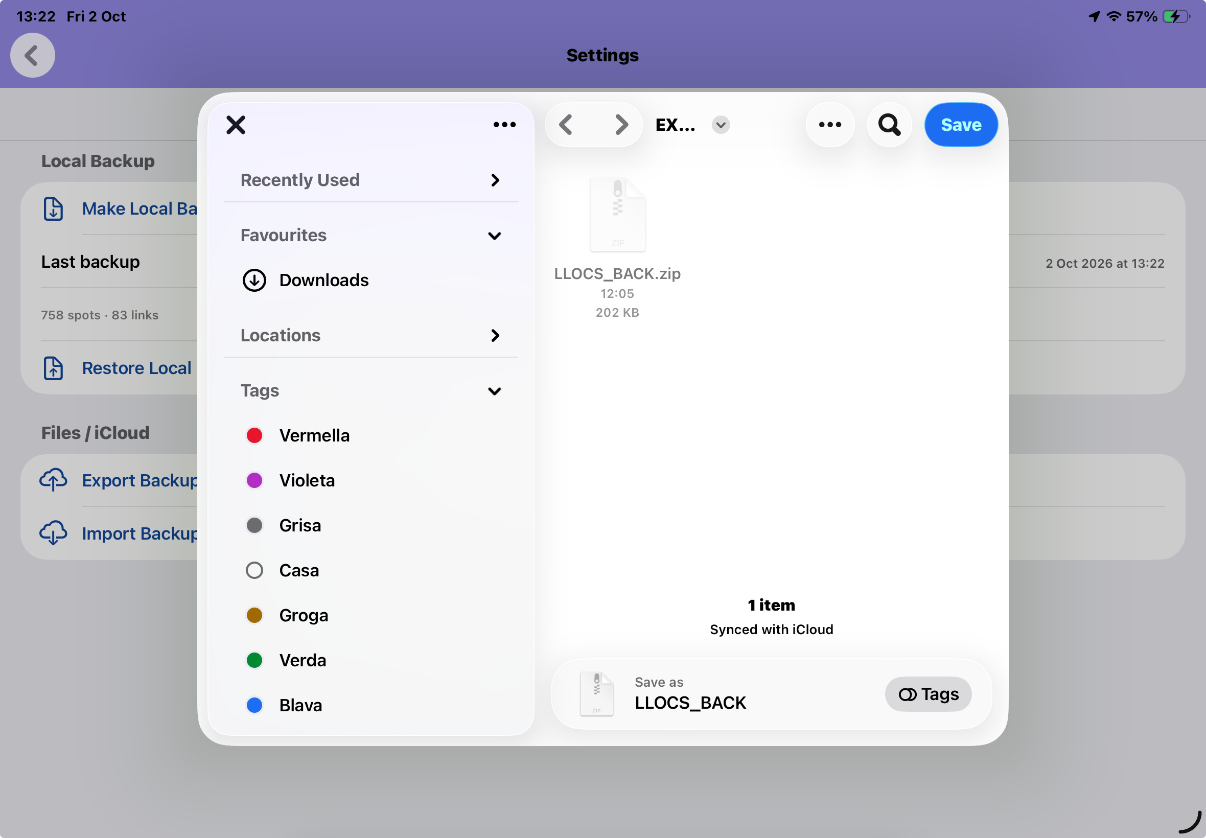 The backup must be named LLOCS_BACK.zip. Importing it replaces the previous records. Take particular care when restoring a backup.